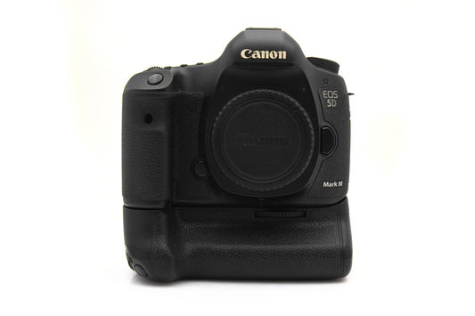 Used Canon 5D iii 22.3 MP Camera Body with Battery Grip