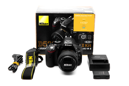 Used Nikon D5200 Camera With 18-55mm Lens