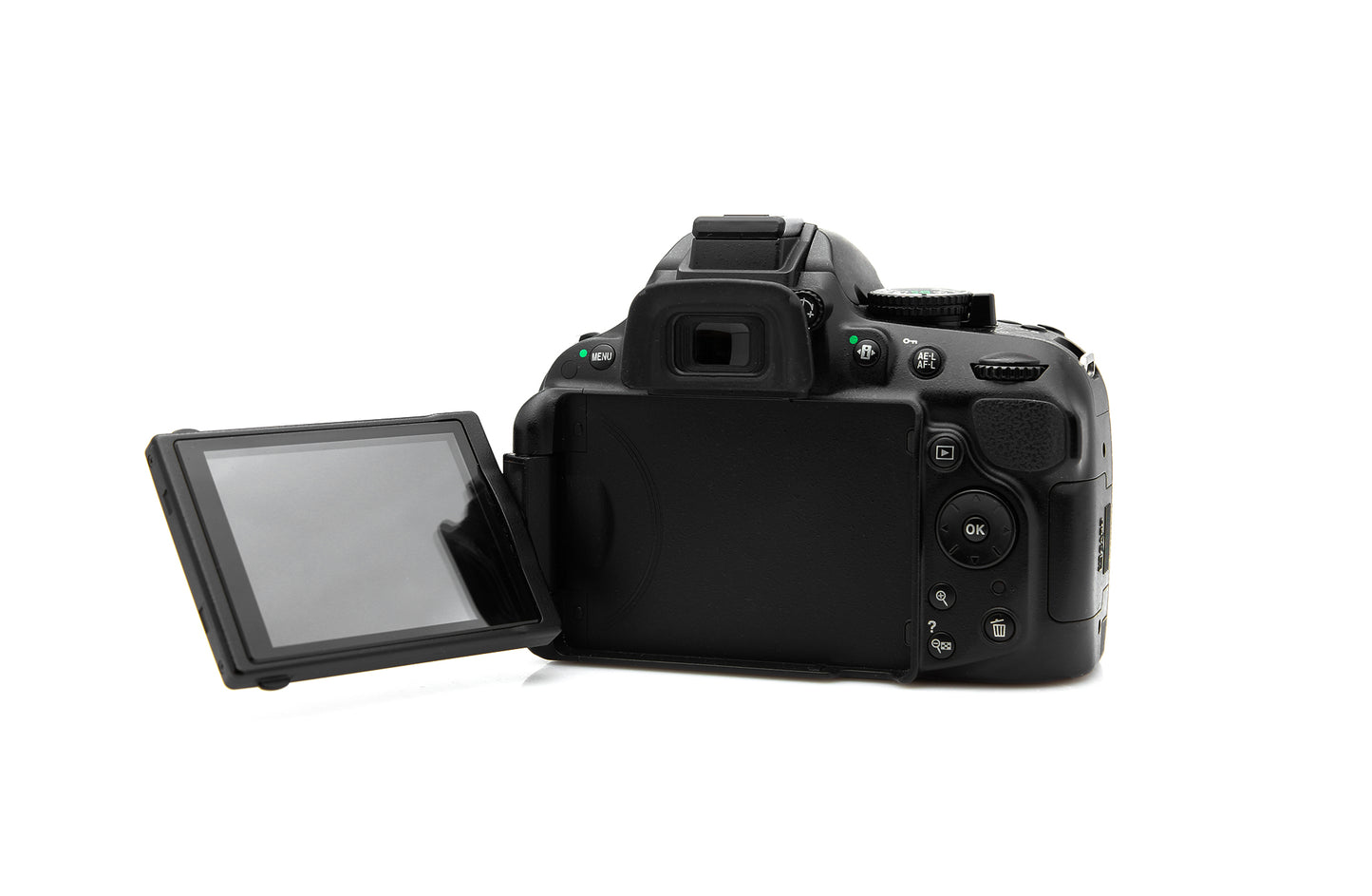 Used Nikon D5200 Camera With 18-55mm Lens