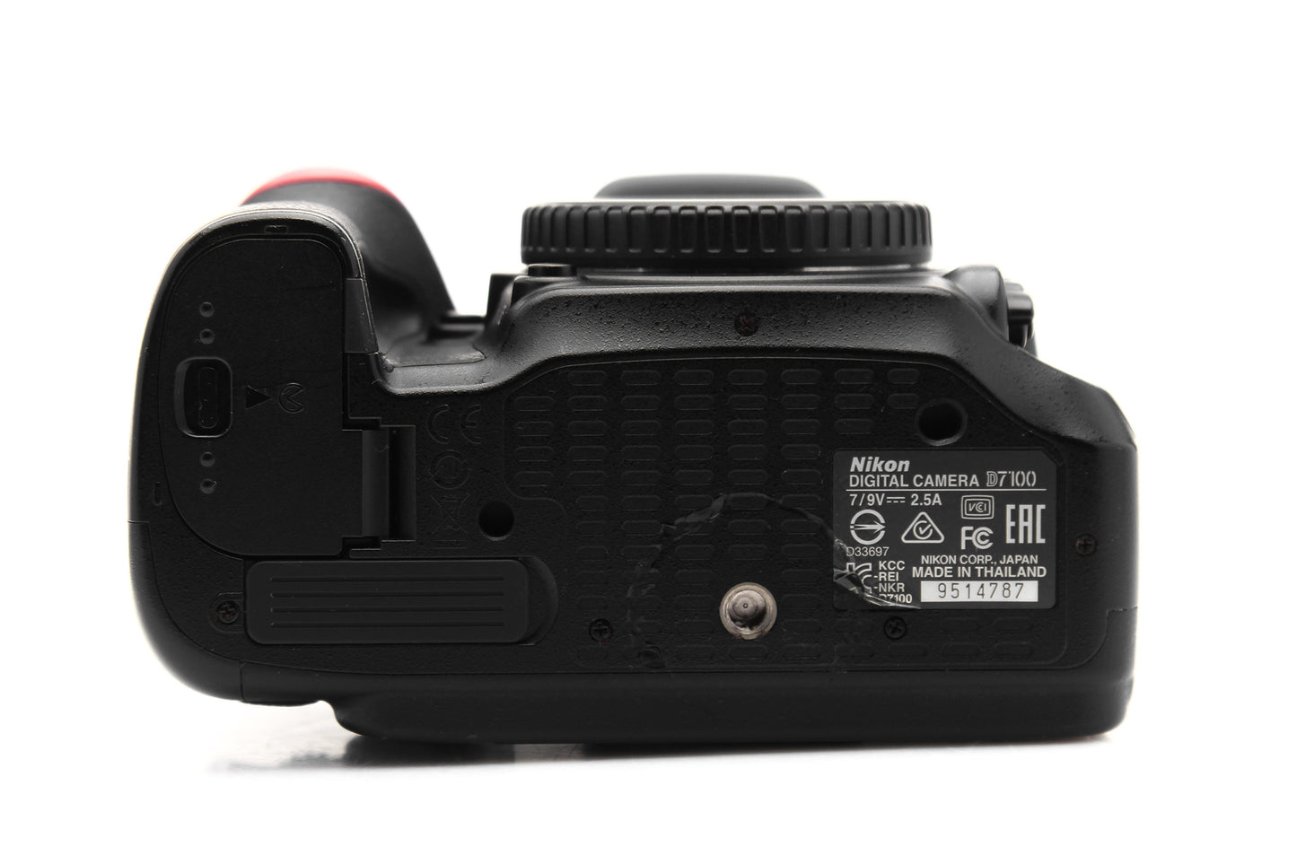 Used Nikon D7100 24.1 MP Camera Body