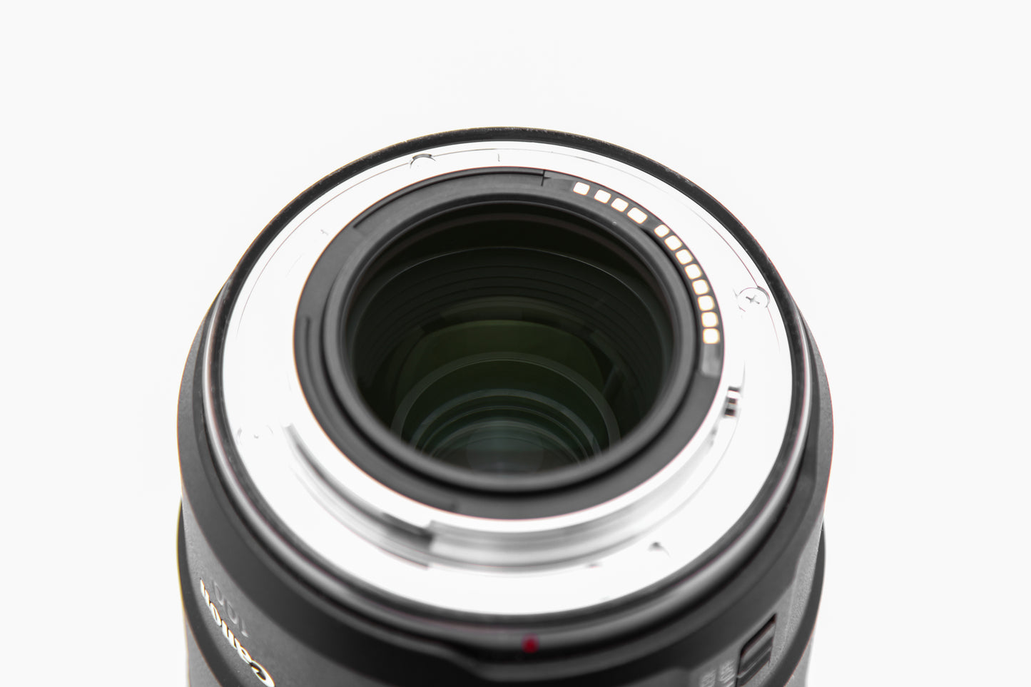 Canon RF100mm F2.8 L Macro is USM Lens