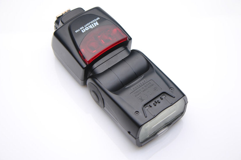 Used Nikon SB-700 AF Flash