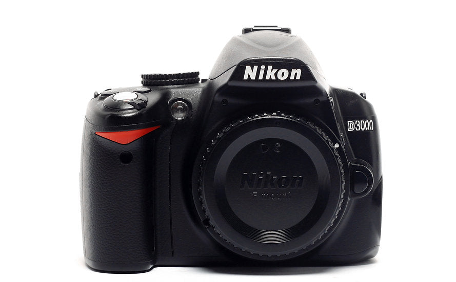 Used Nikon D3000 10.2 megapixel Body