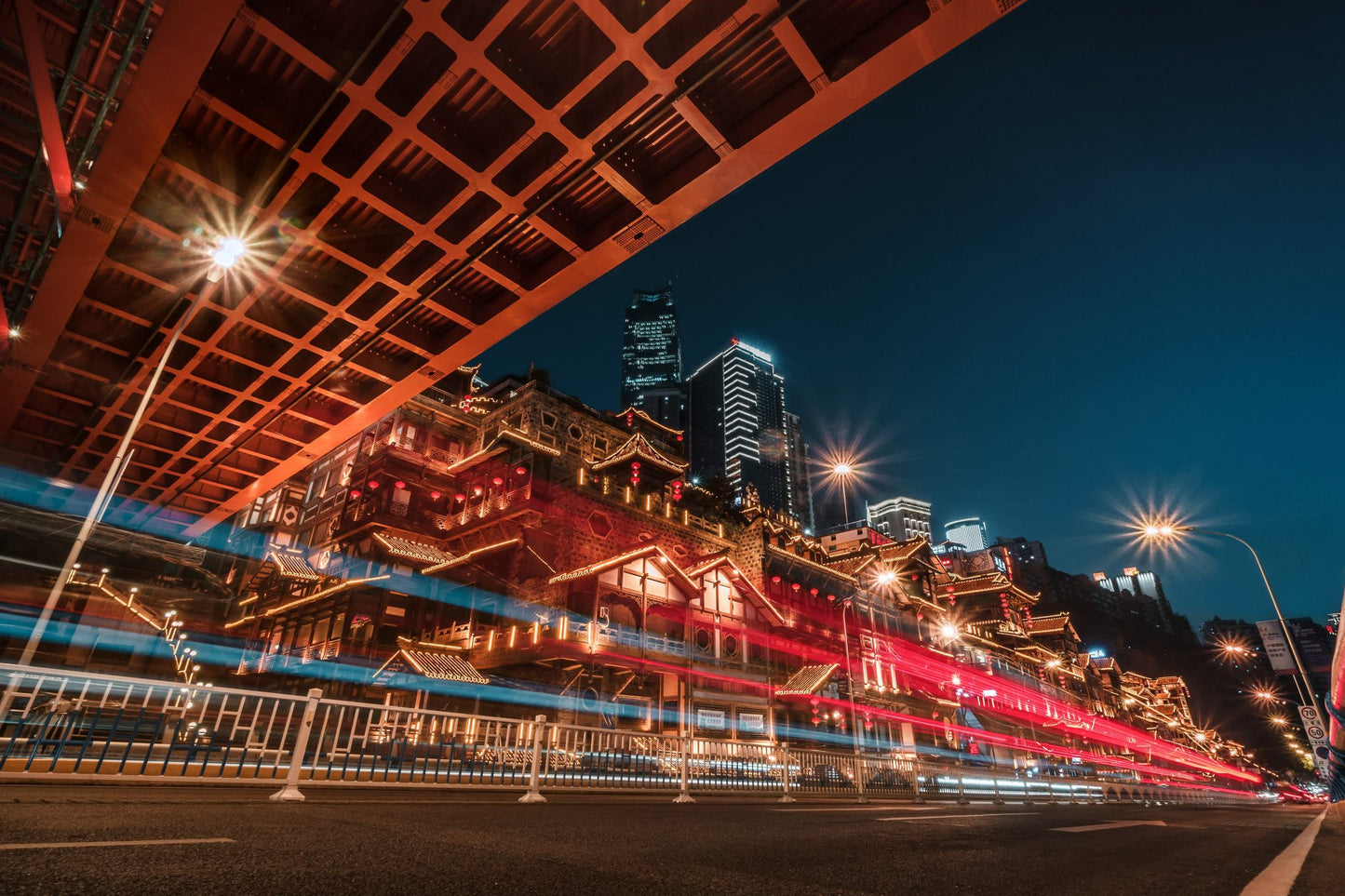 Used Canon EF-S 18-135mm IS F/3.5-5.6 Lens