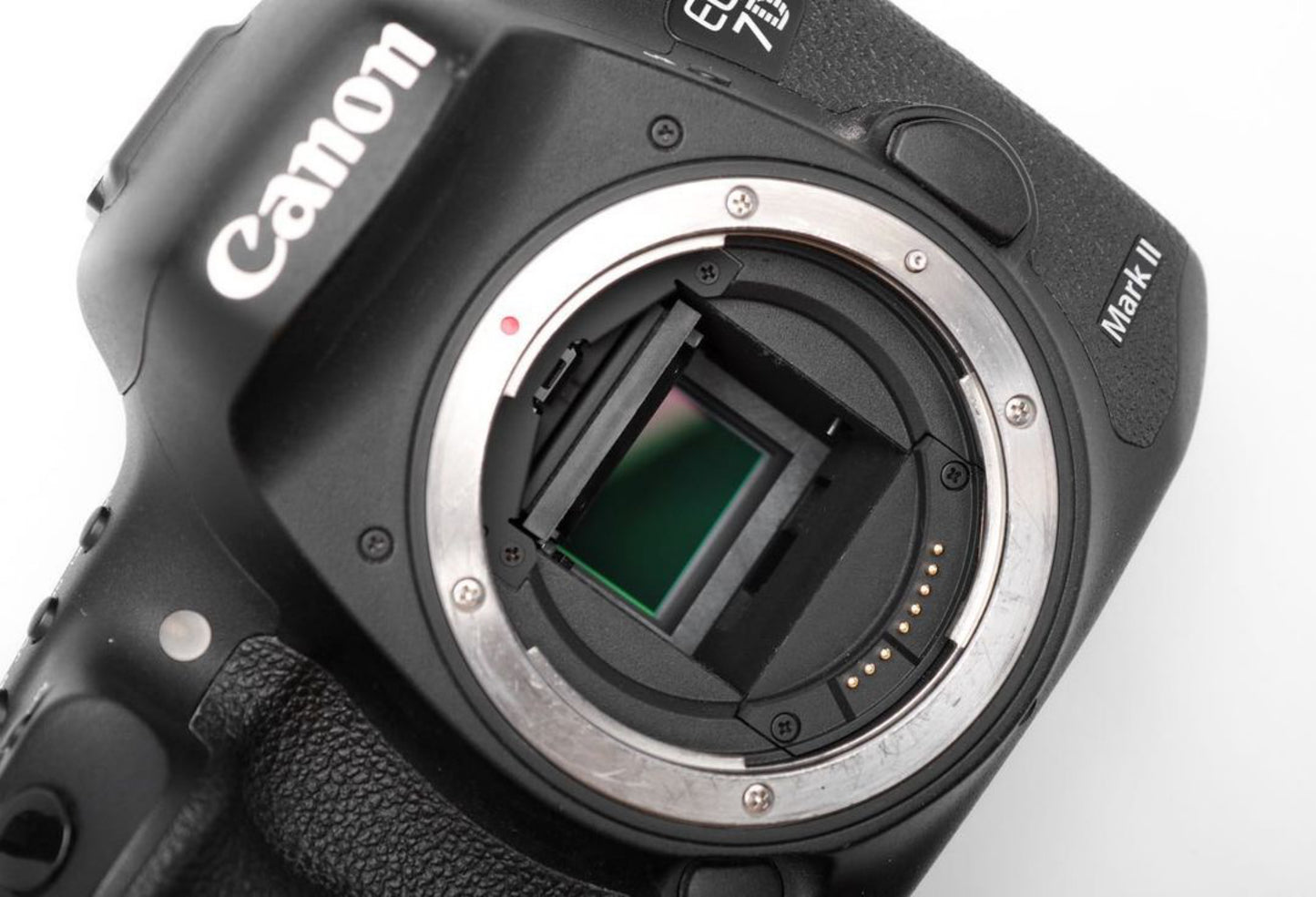 Used Canon EOS 7D Mark II Body