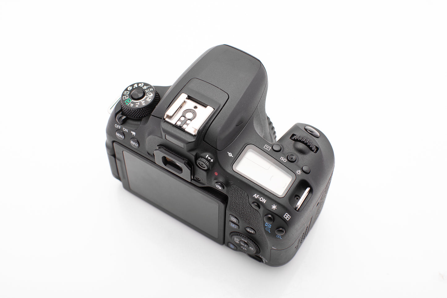 Used Canon EOS 77D with 28-80mm lens