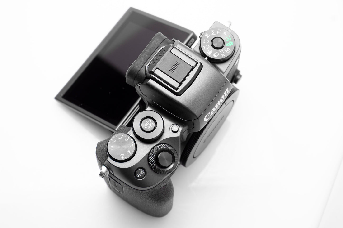 USED Canon M5 24.2MP Mirrorless Camera