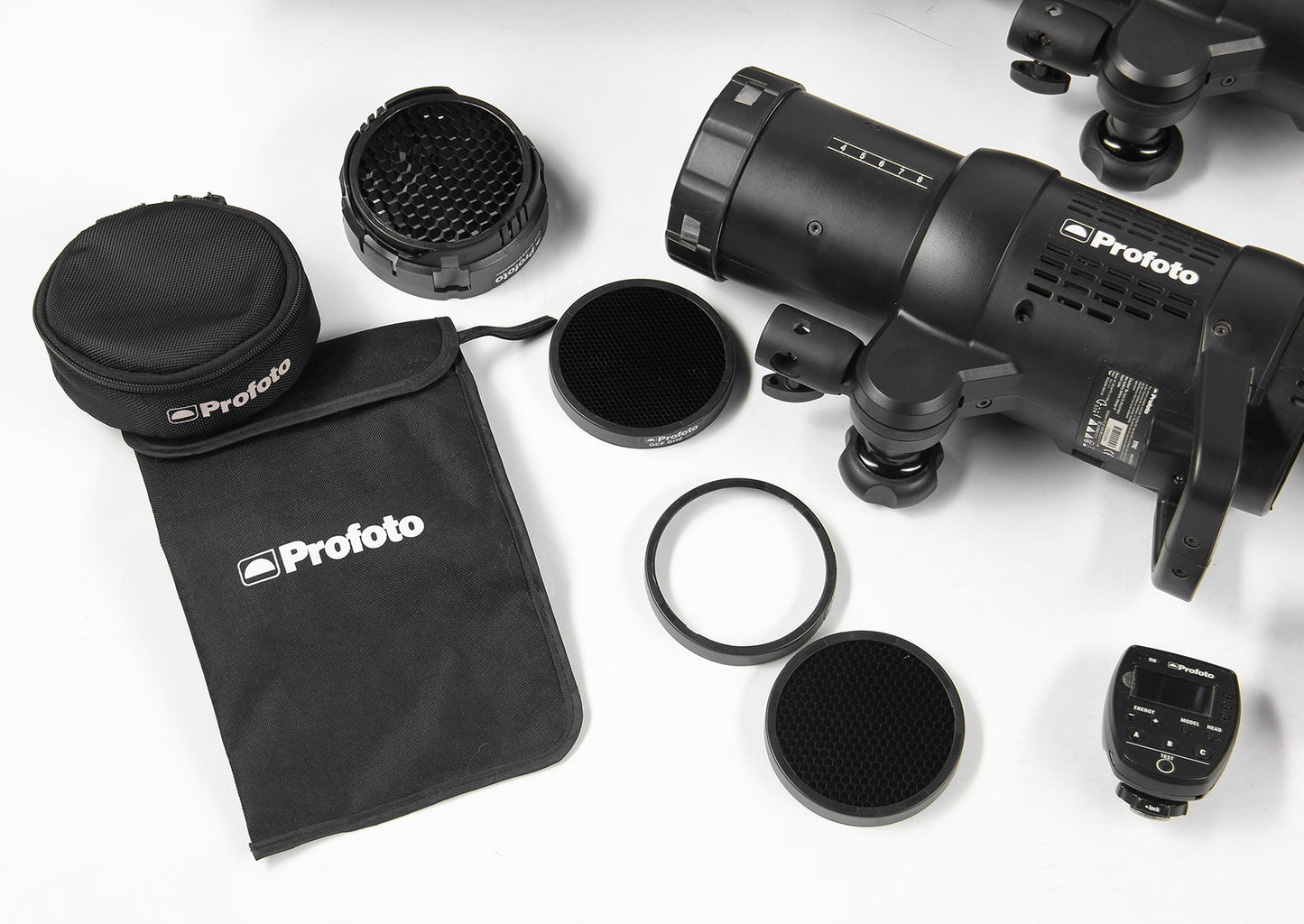 Used Profoto B1 500 AirTTL Battery-Powered 2-Light Location Kit