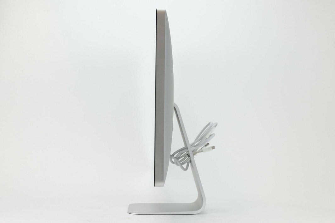 Used Apple 27 inch Cinema Display