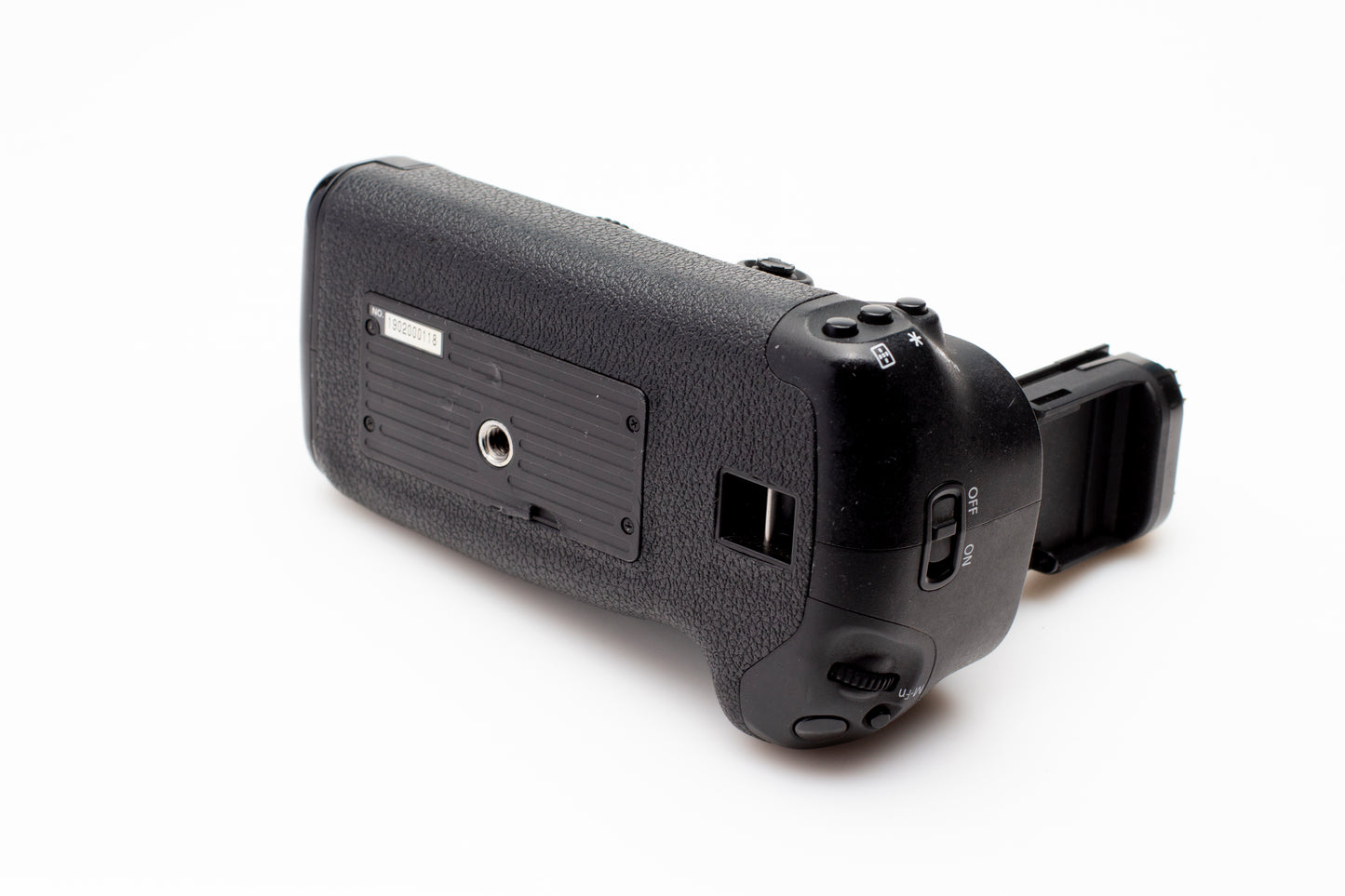 Used Canon BG-E11 Battery Grip For 5D Mark III