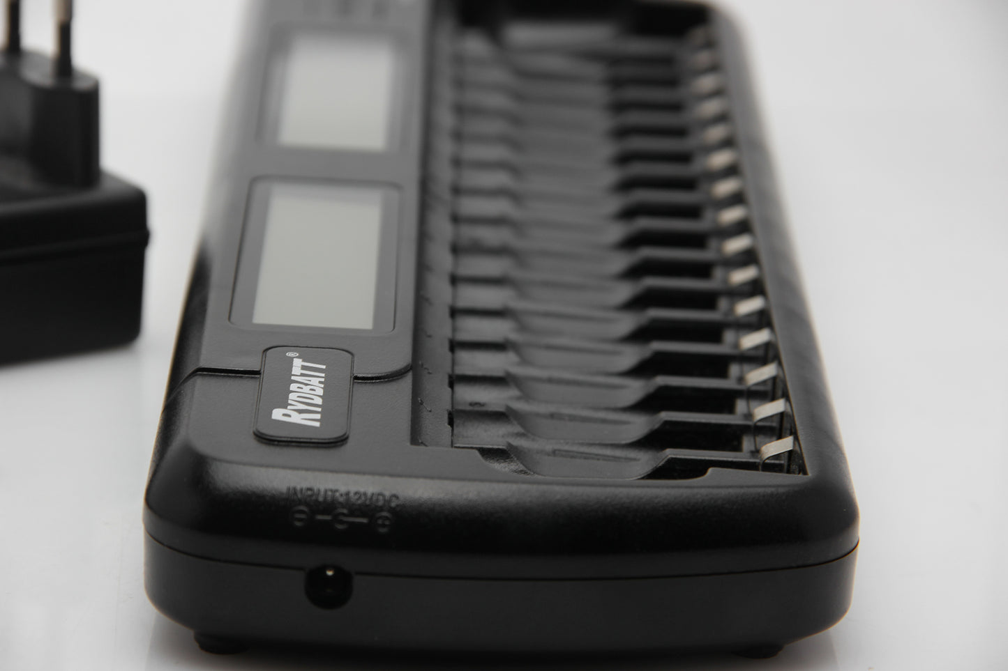 Used 16 Bay AA/AAA LCD Smart Battery Charger