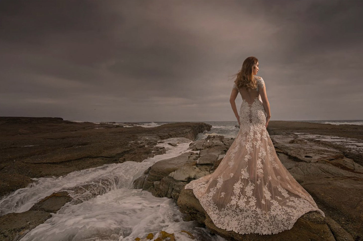 Used AF-S NIKKOR 14-24mm f/2.8 ED Lens for SLR Cameras