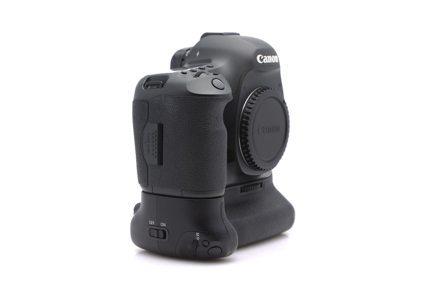 Used Canon 5DS 50.6 MP Body with BG-E11 Battery Grip