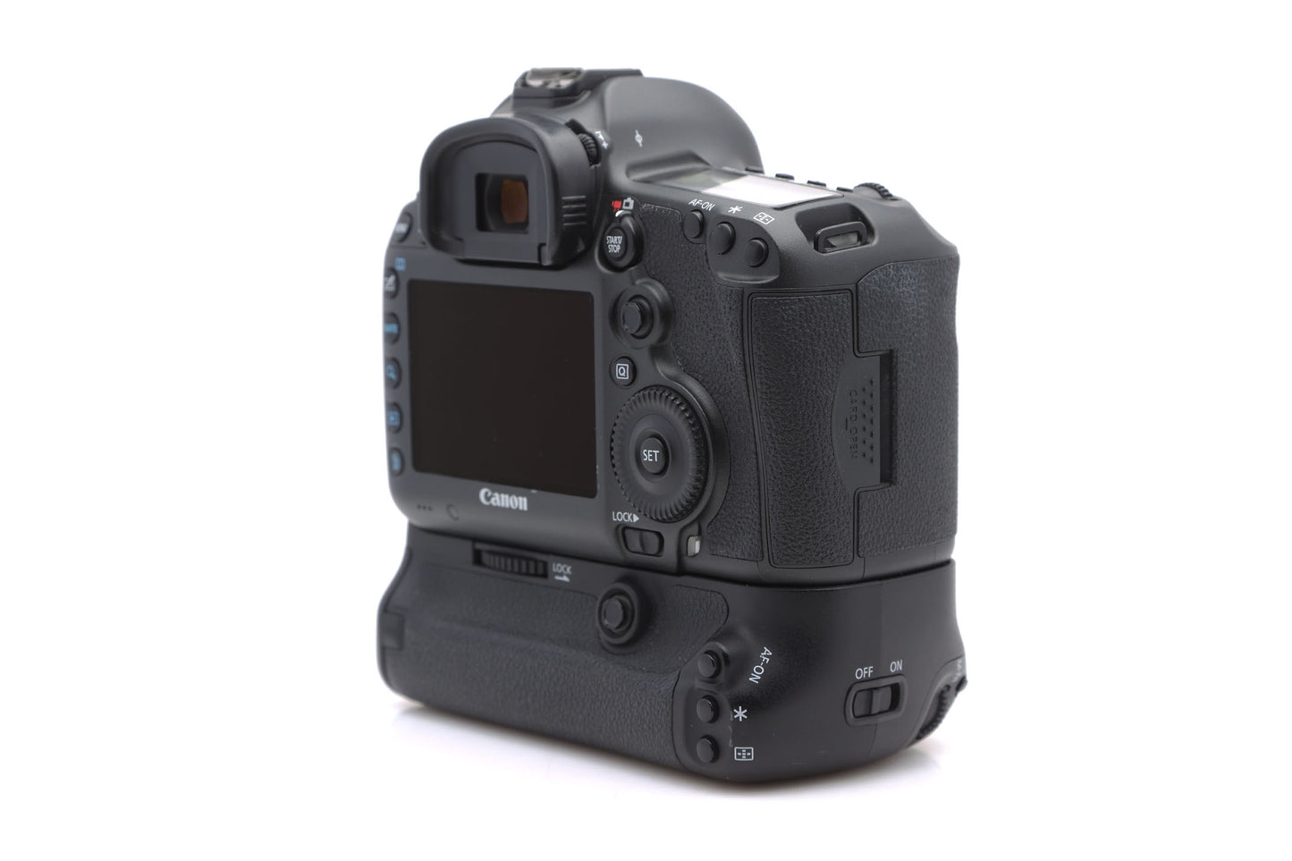 Used Canon 5DS 50.6 MP Body with BG-E11 Battery Grip
