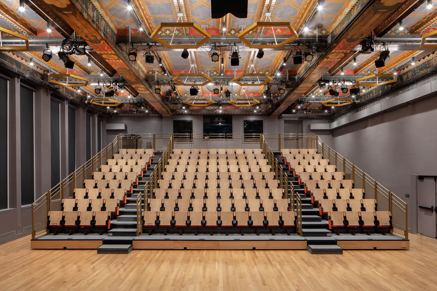 Used Canon Tilt Shift TS-E 24mm f/3.5 L Lens