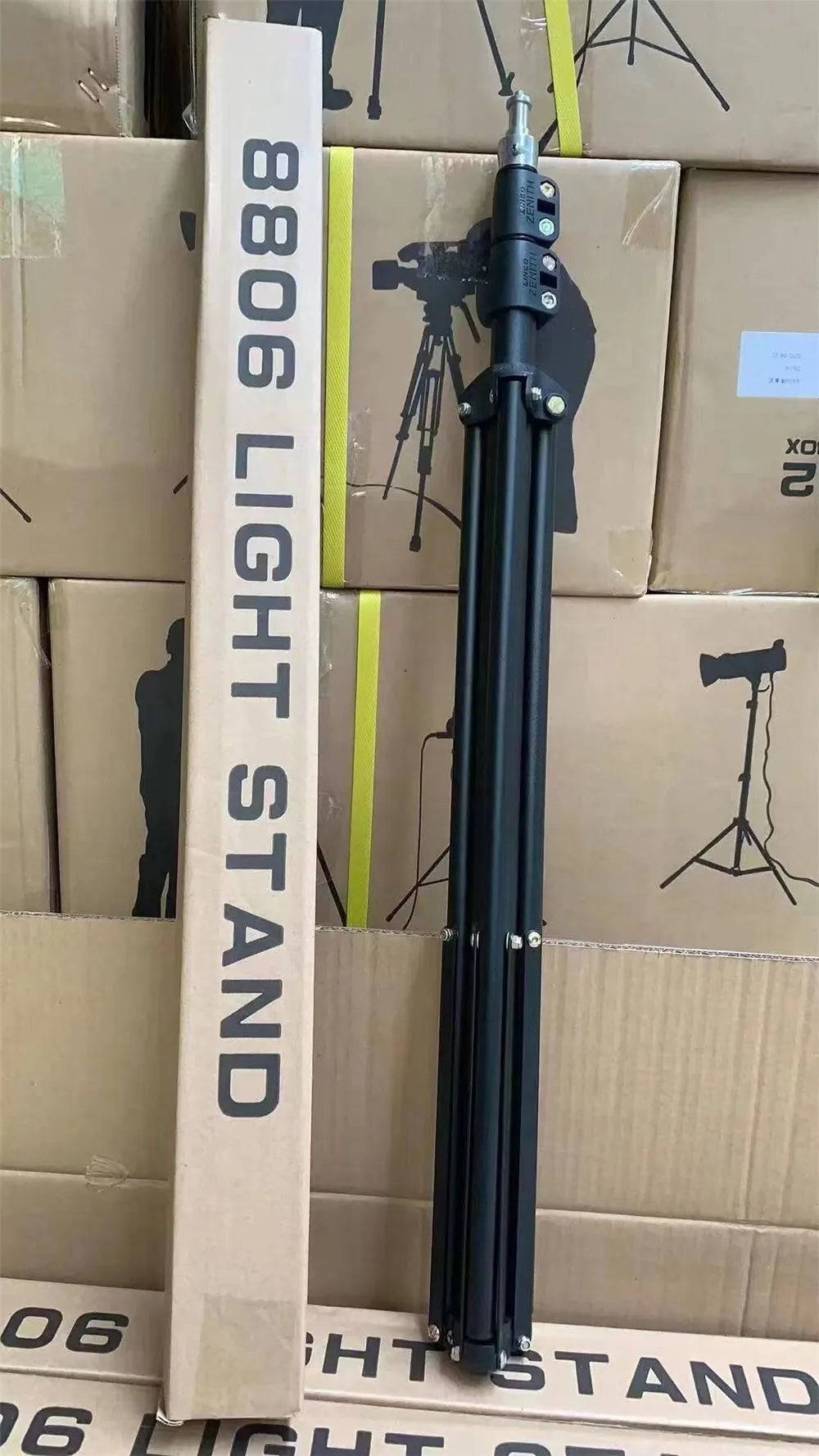 Best Heavy Duty Flash Light Stand for Studio | UAE DUBAI – USED DSLR DUBAI