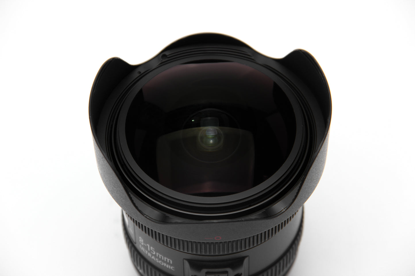 Used Canon EF 8-15mm F4 USM fisheye