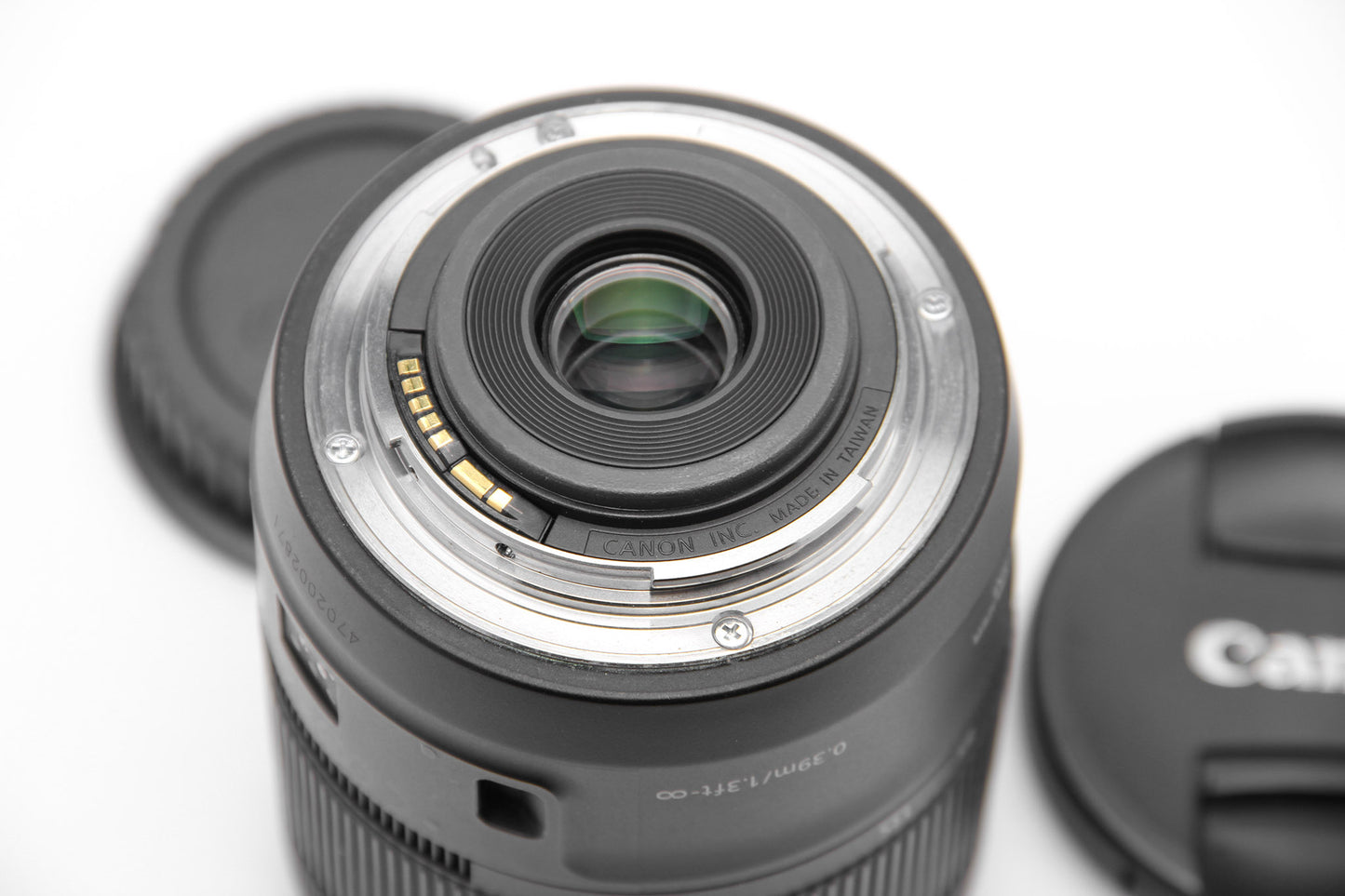 Used Canon EF-S 18-135mm IS USM Lens