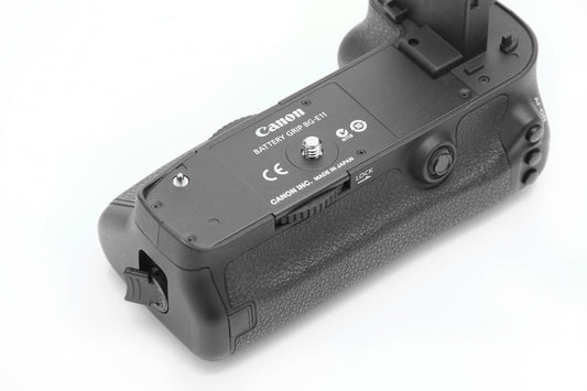 Used Canon BG-E11 Battery Grip for EOS 5D Mark III, 5DS & 5DS R