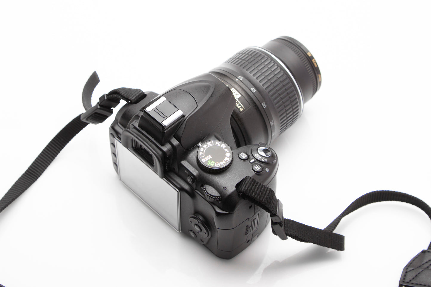 Used Nikon D3000 10.2 MP Body Kit
