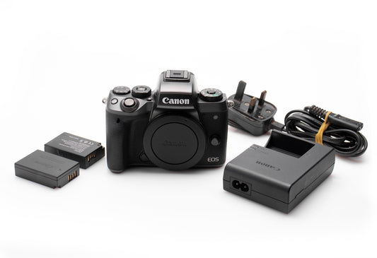 USED Canon M5 24.2MP Mirrorless Camera